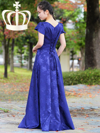薔薇柄でシックな雰囲気のロングドレスバラ柄シャンタンの 2WAY ドレス(商品番号: op3564)
