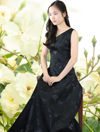 オーケストラ・演奏会衣装、結婚式衣装にもおすすめ　バラ柄シャンタンのブラックドレス